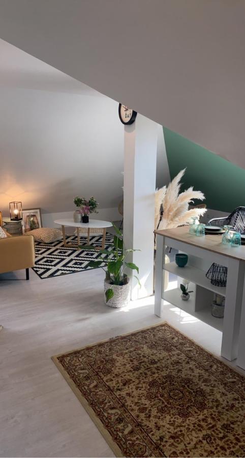 Logement Convivial, Charmant Et Spacieux Saint-Marcel  Luaran gambar